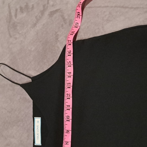 27. Cropped  True Love chiffon tank - Picture 5 of 6